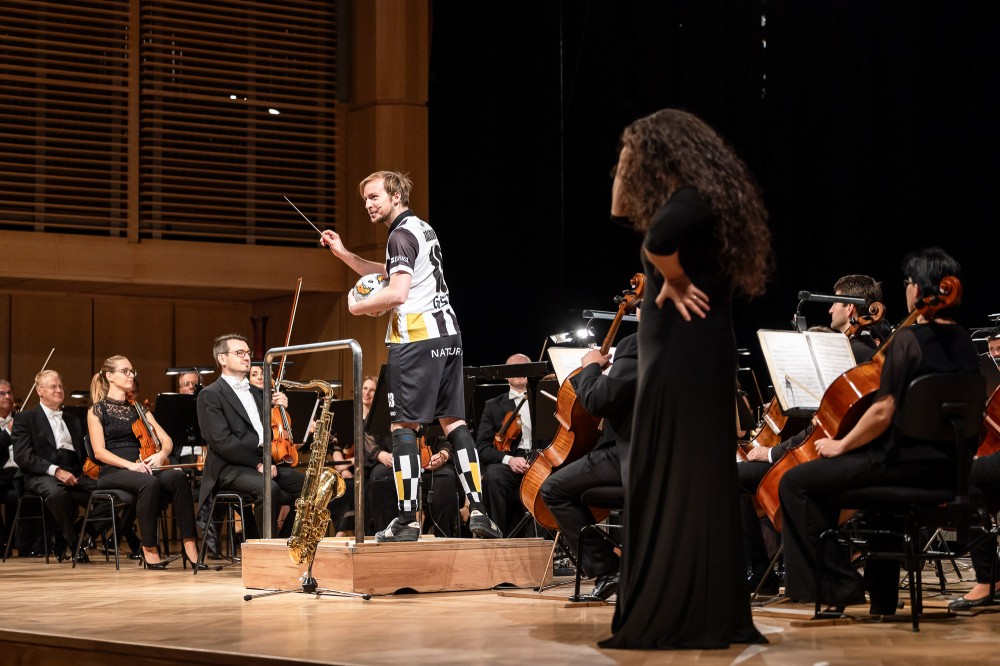 Dobrodružství orchestrem
