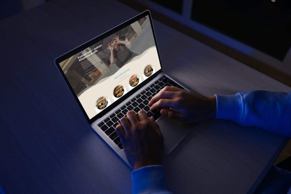 Podcast roku má nový web