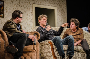 Po osmi letech se do Hradce Králové vrací britský dramatik Torben Betts!