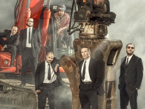 RECENZE: Fligny, koks a kutilové - Tarantino na divadle?